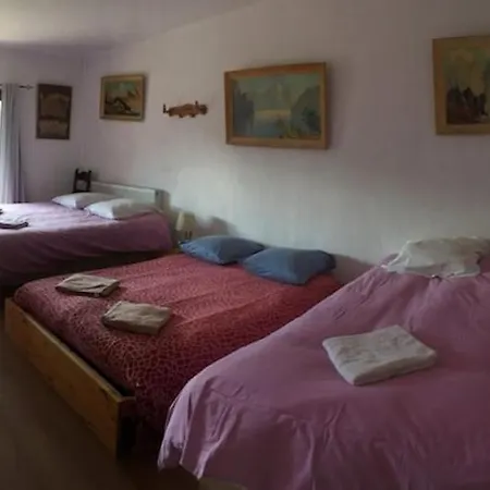 Villa Spacieuse A Avec Piscine Et